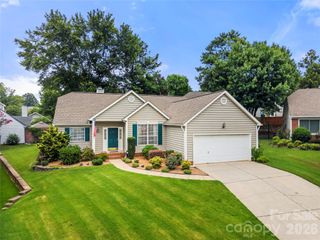 205 Strawberry Knoll Drive 65, Fort Mill, SC 29715
