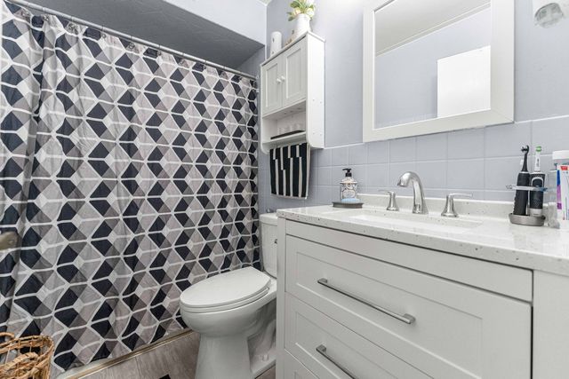 9138 W 140TH Street 1NE, Orland Park, IL 60462