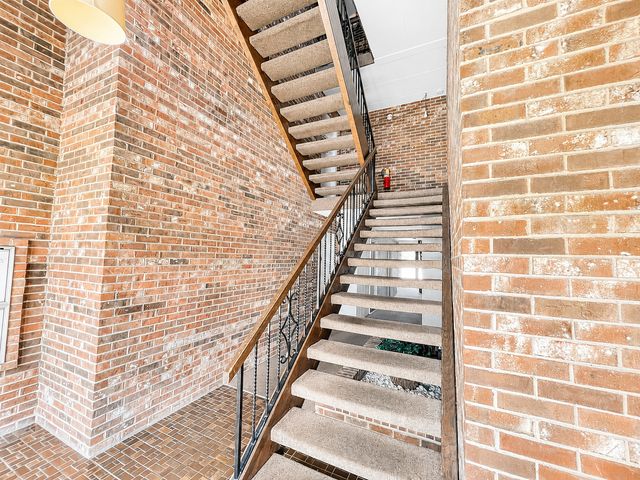 9138 W 140TH Street 1NE, Orland Park, IL 60462