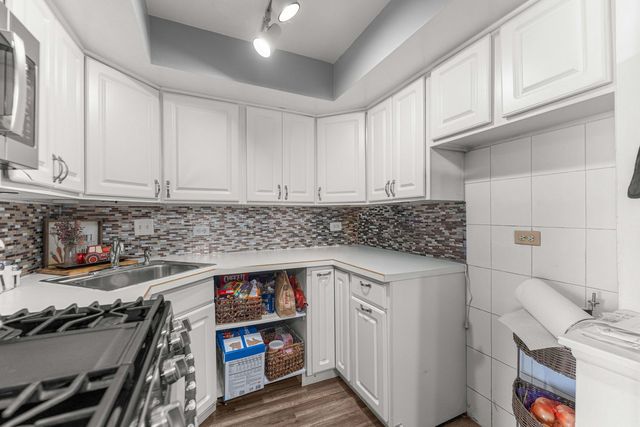 9138 W 140TH Street 1NE, Orland Park, IL 60462