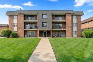 9138 W 140TH Street 1NE, Orland Park, IL 60462