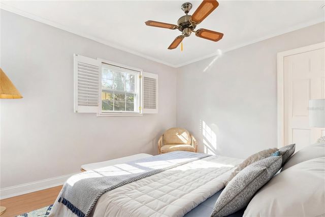 2102 W KYRA DRIVE, Tampa, FL 33612