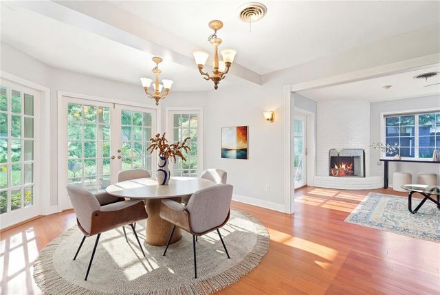 2102 W KYRA DRIVE, Tampa, FL 33612