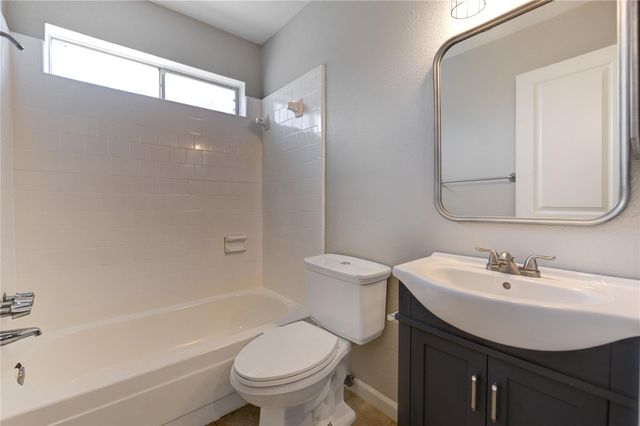 1231 Bramblebury Drive, Sugar Land, TX 77498