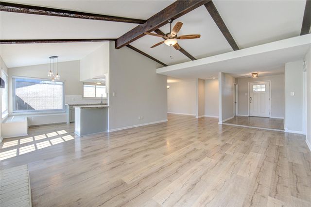 1231 Bramblebury Drive, Sugar Land, TX 77498