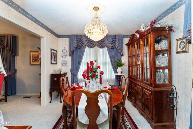 303 Chaucer Court, Dunn, NC 28334