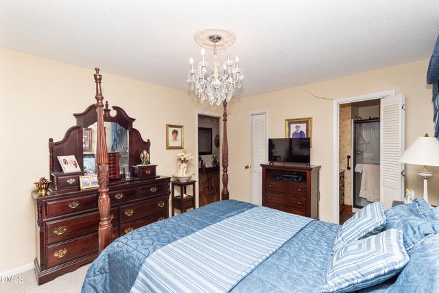 303 Chaucer Court, Dunn, NC 28334