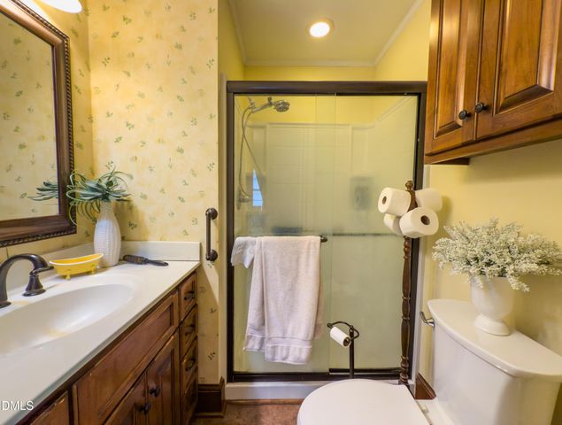 303 Chaucer Court, Dunn, NC 28334