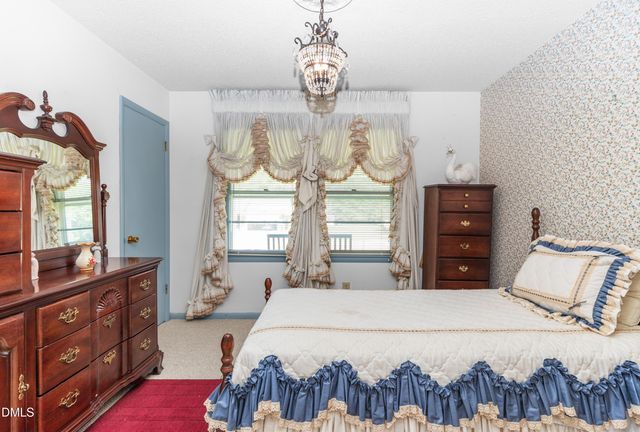 303 Chaucer Court, Dunn, NC 28334