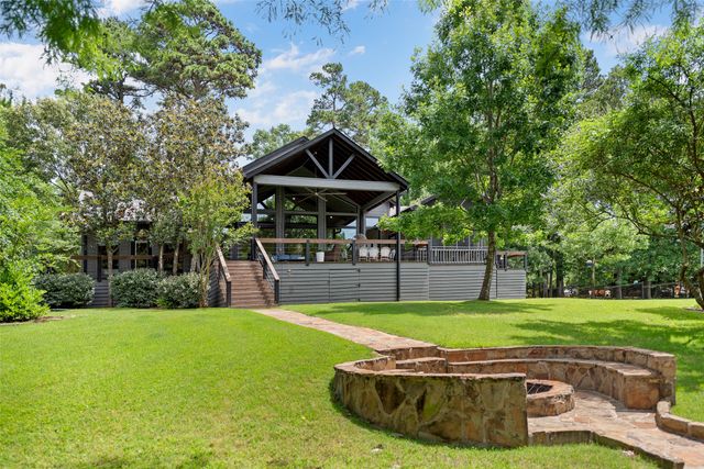 870 King Thomas Drive, Scroggins, TX 75480