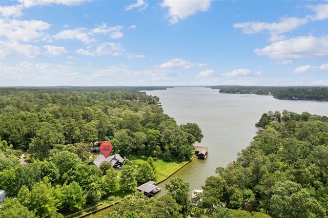 870 King Thomas Drive, Scroggins, TX 75480