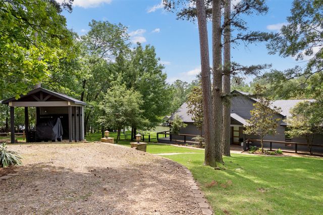 870 King Thomas Drive, Scroggins, TX 75480