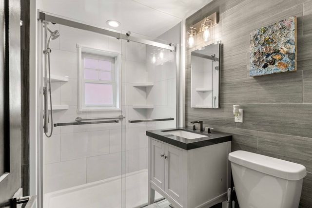 222 Windsor Ave, Swampscott, MA 01907