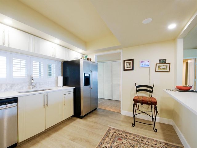 2480 Presidential Way 1703, West Palm Beach, FL 33401