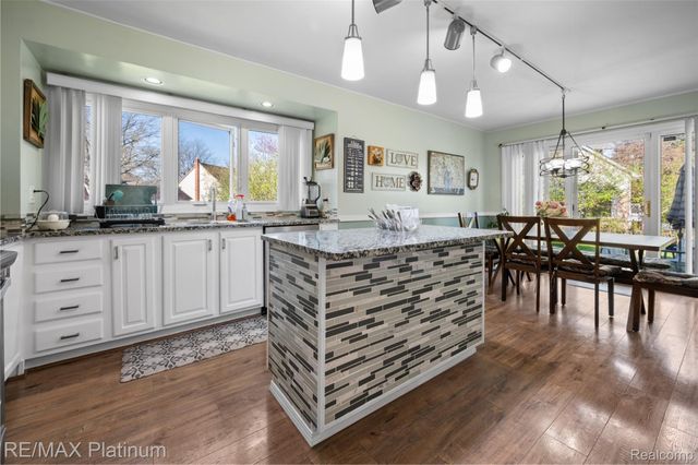 14751 Ashton Lane, Shelby Charter Township, MI 48315