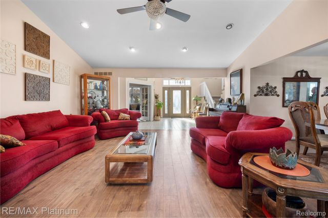 14751 Ashton Lane, Shelby Charter Township, MI 48315