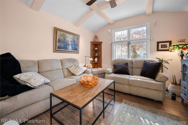 14751 Ashton Lane, Shelby Charter Township, MI 48315