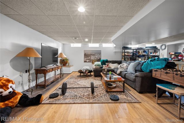 14751 Ashton Lane, Shelby Charter Township, MI 48315