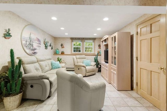 22 Marrett, Burlington, MA 01803