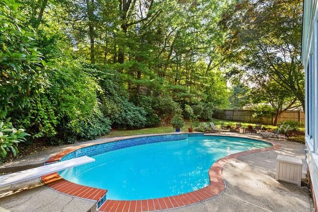 22 Marrett, Burlington, MA 01803
