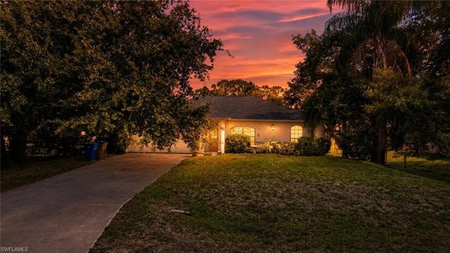 5246 Billings ST, Lehigh Acres, FL 33971