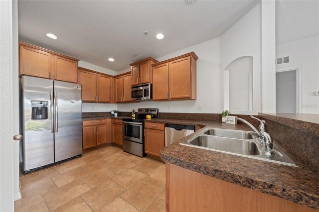2148 BETSY ROSS LANE 2148, St Cloud, FL 34769