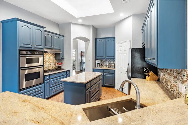 5570 Midnight Moon Drive, Frisco, TX 75036