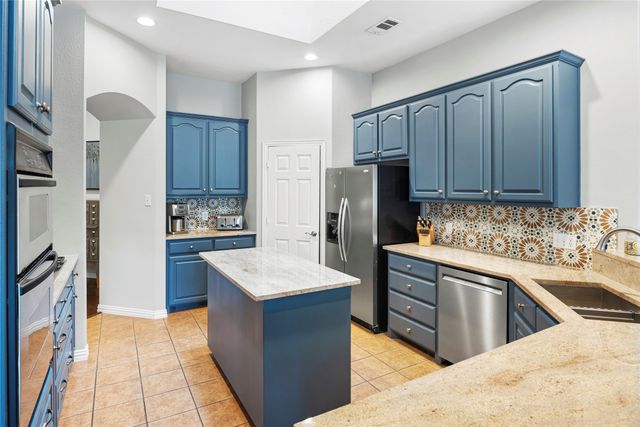 5570 Midnight Moon Drive, Frisco, TX 75036