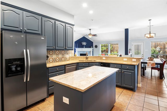 5570 Midnight Moon Drive, Frisco, TX 75036