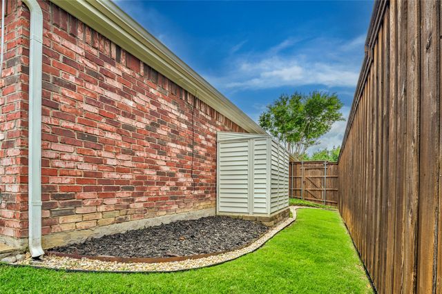 5570 Midnight Moon Drive, Frisco, TX 75036