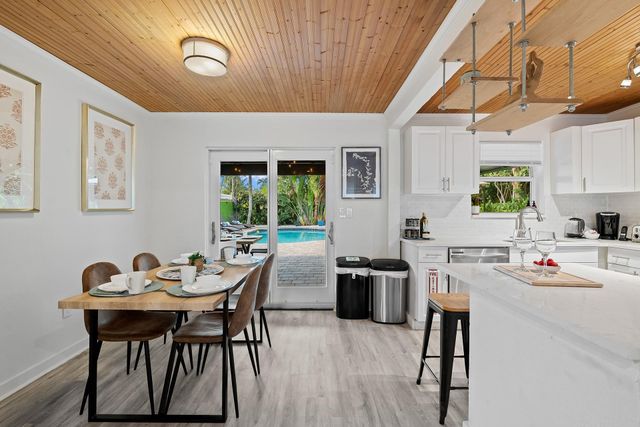 1813 SW 10th Court, Fort Lauderdale, FL 33312