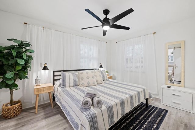 1813 SW 10th Court, Fort Lauderdale, FL 33312