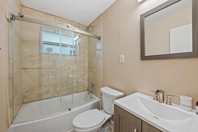 1813 SW 10th Court, Fort Lauderdale, FL 33312