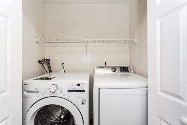 18 Palomino Dr, Franklin, MA 02038