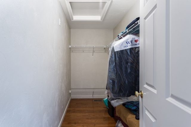 18 Palomino Dr, Franklin, MA 02038