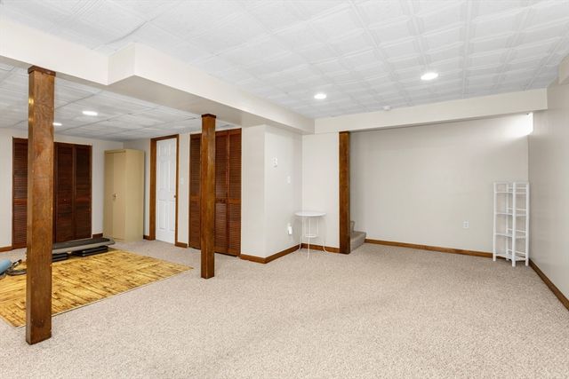 18 Palomino Dr, Franklin, MA 02038