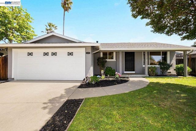 34352 Newton Ct, Fremont, CA 94555