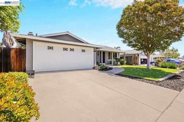 34352 Newton Ct, Fremont, CA 94555