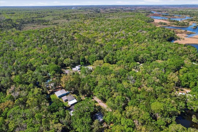 8952 W WHITE DOGWOOD DRIVE, Homosassa, FL 34448