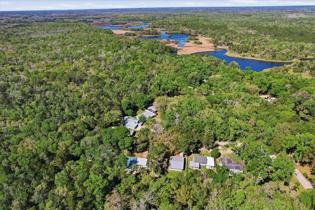 8952 W WHITE DOGWOOD DRIVE, Homosassa, FL 34448