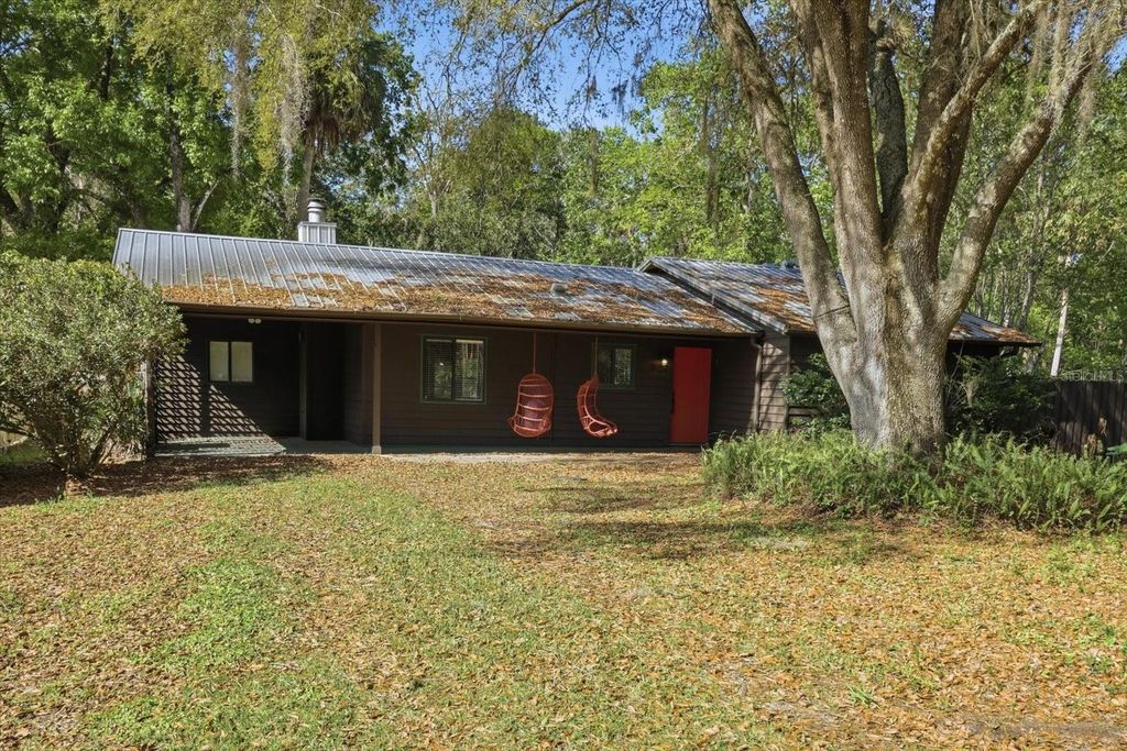Image 1 of property listing at 8952 W WHITE DOGWOOD DRIVE, Homosassa, FL 34448