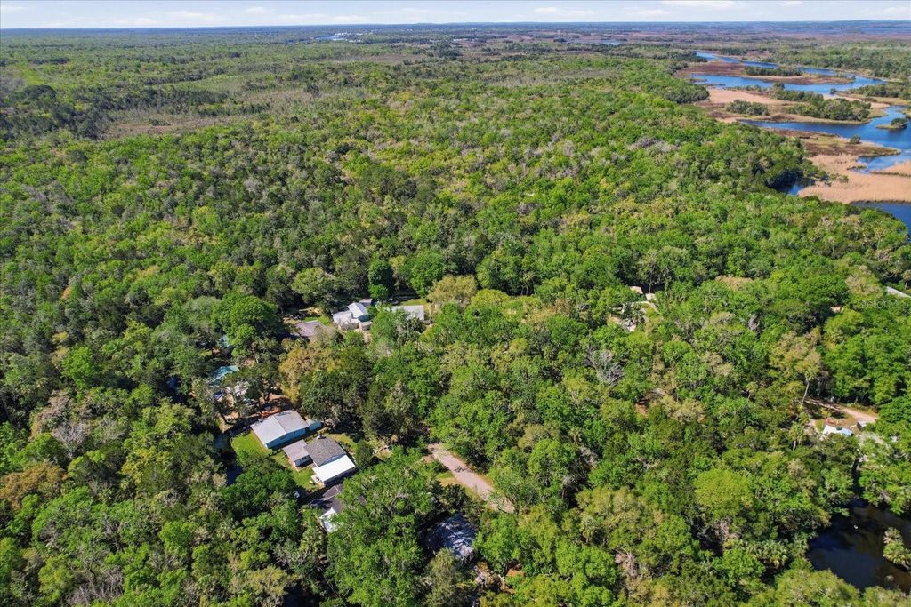 Image 42 of property listing at 8952 W WHITE DOGWOOD DRIVE, Homosassa, FL 34448