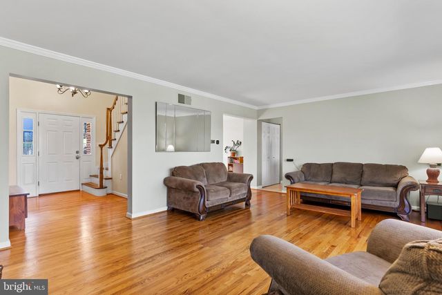107 LITTLE RUN RD, Camp Hill, PA 17011