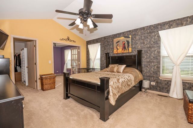 1702 Sierra Highlands Court, Plainfield, IL 60586