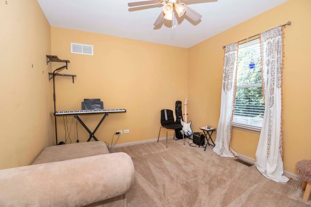 1702 Sierra Highlands Court, Plainfield, IL 60586