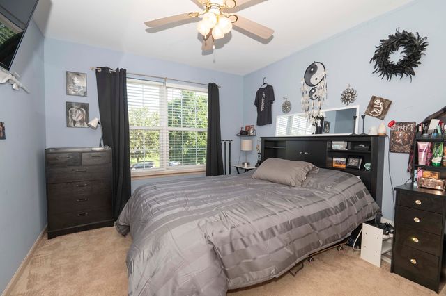 1702 Sierra Highlands Court, Plainfield, IL 60586