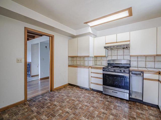 2004 Ocean Street, Santa Cruz, CA 95060