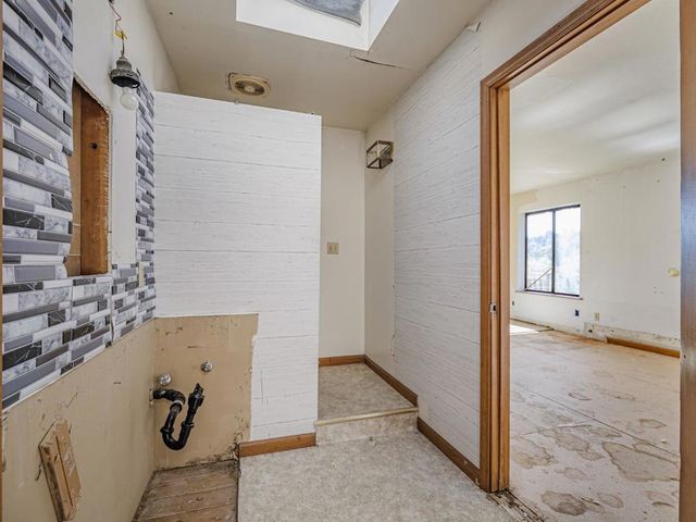 2004 Ocean Street, Santa Cruz, CA 95060