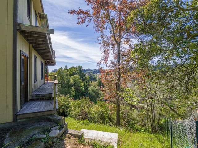 2004 Ocean Street, Santa Cruz, CA 95060