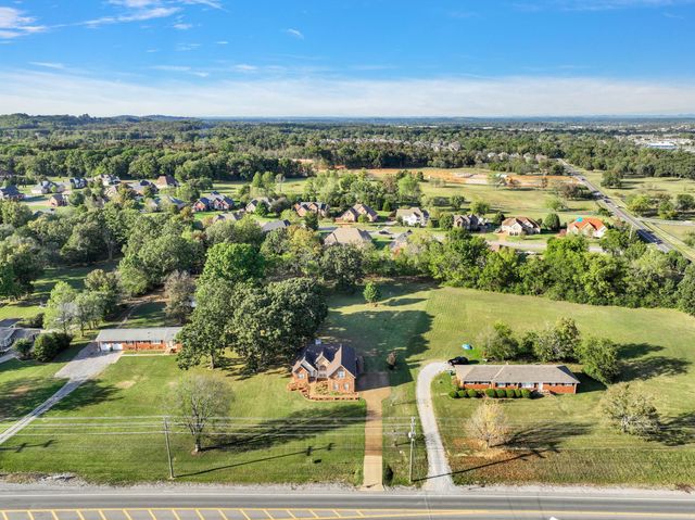 2555 Leeville Pike, Lebanon, TN 37090